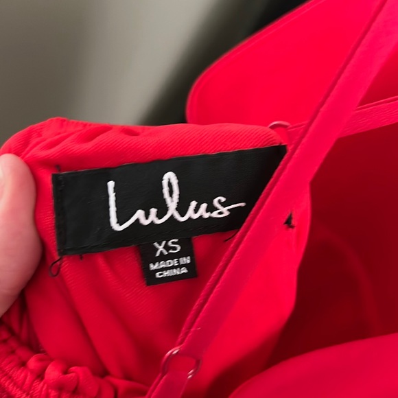 1 hour sale. Lulu’s, red gown criss cross back, xs - Picture 2 of 12